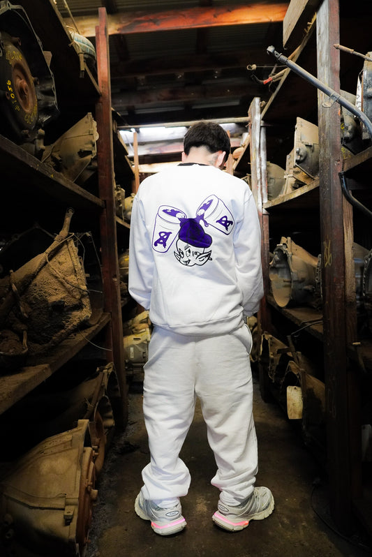 SCREW HEAD CREW NECK